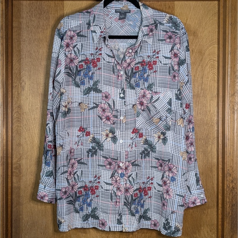 Chelsea & Theodore Women's 1X Long Sleeve Button Down Floral Blouse Boho Career